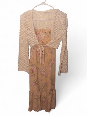 Olive & Oak Cream Knit Bolero with Yellow Floral Lining